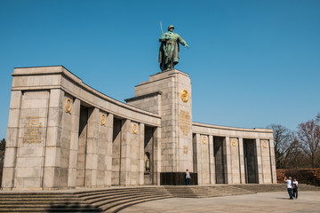 Fototapeta na wymiar Soviet War Memorial (Tiergarten) in Berlin, Germany