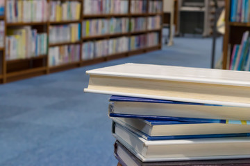 図書館での風景