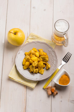 chicken with tumeric apple sauce and beer