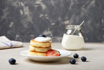 Breakfast pancakes, cooking, fruits, blueberries, strawberries, sour cream, sugar, cottage cheese, flour, eggs, banana, chocolate