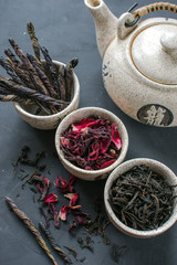 Black tea, carcade and cudin in a bowl