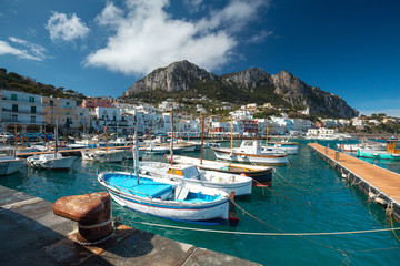 Fototapeta na wymiar Dock view of Capri