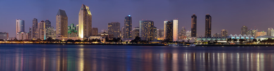 Fototapeta na wymiar Downtown City of San Diego panorama, California USA at Dawn
