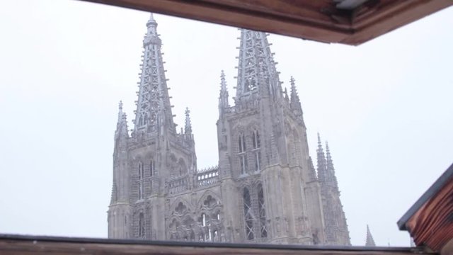 Catedral de Burgos un d&iacute;a de nieve