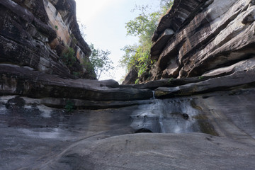 Obraz premium stone cliff in the mountain