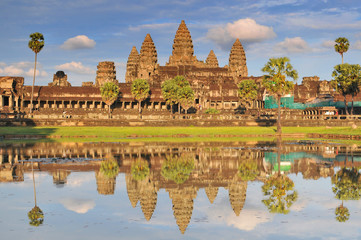 Angkor Wat and reflecting pool, Siem Reap, Cambodia.