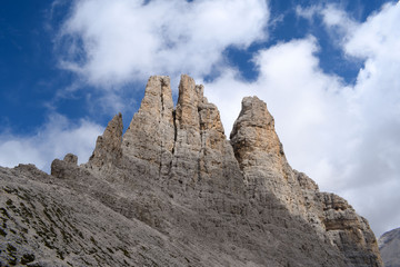 Fototapeta premium Violet mountain tops