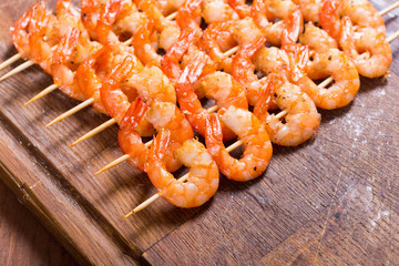 grilled shrimps skewers