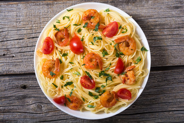Spaghetti with shrimps