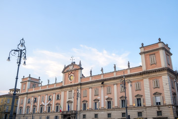 Fototapeta na wymiar Piacenza: Piazza Cavalli, main square of the city