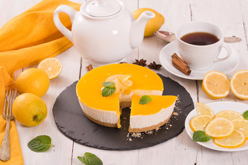 Lemon cheesecake.