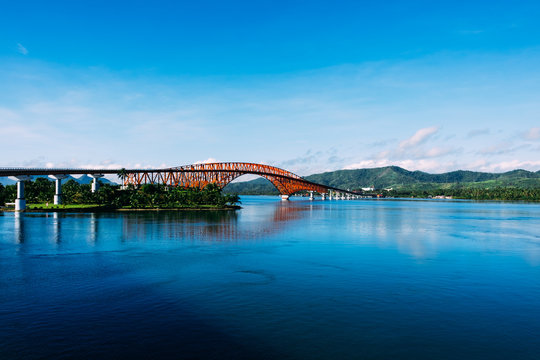 San Juanico Bridge, Philippines © Joseph Oropel