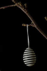 Ostereier Baum basteln Frügling Deco Osterdeko Kunst Art