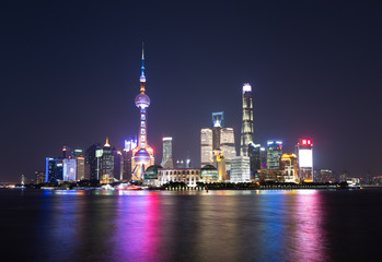 Obraz na płótnie Canvas shanghai at night