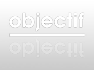 objectif sur fond blanc