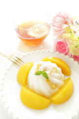 Peach and Almond Tofu for Chinese dessert image