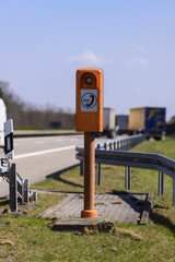 SOS Notrufsäule an einer deutschen Autobahn