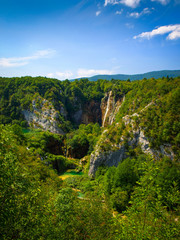 Obraz premium Plitvice National Park landscape with beautiful clear lakes and blue sky