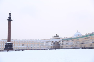 Fototapeta na wymiar Winter Palace Square in St. Petersburg, Russia