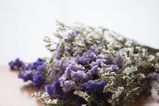 Bouquet of dried statice flowers