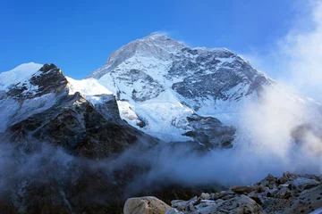 Papier Peint photo autocollant Makalu Mount Makalu with clouds, Nepal Himalayas