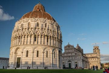 Piazza dei miracoli di Pisa