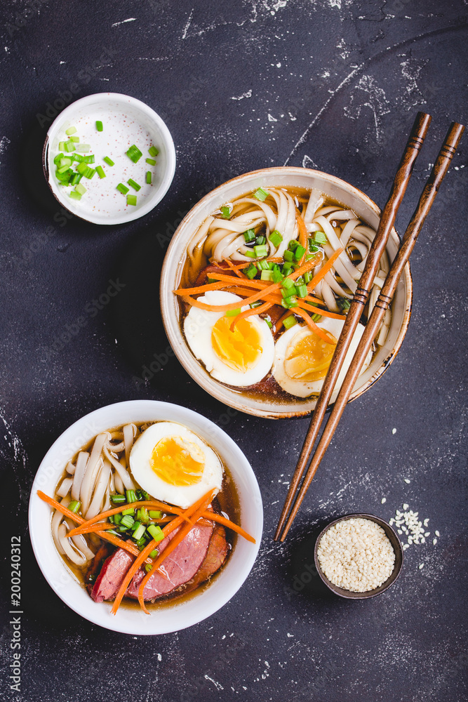 Wall mural japanese ramen bowl