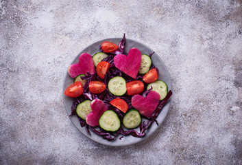 Salad with cucumber, tomato and red cabbage