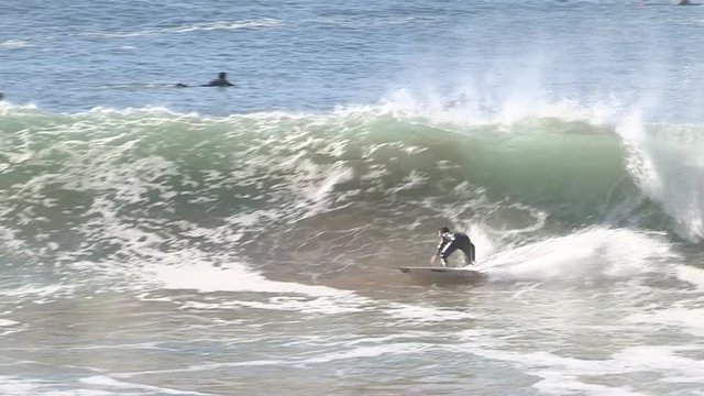 Surfing Worldwide Action Sport