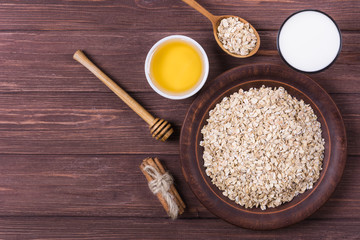 Raw oatmeal with ingredients