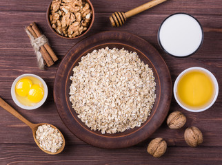 Raw oatmeal with ingredients
