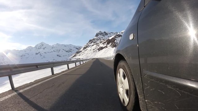 Strada Passo dello Spluga in inverno