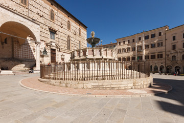 Obraz premium The Fontana Maggiore is a monumental medieval fountain located in Piazza IV Novembre (square) in Perugia, Italy