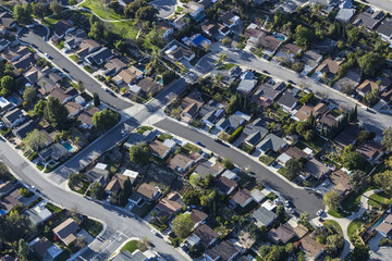 Aerial view of suburban cul-de-sac homes near Los Angeles in Thousand Oaks, California.  