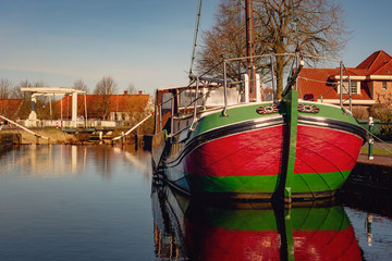 Schiff in Ostfriesland, Niedersachsen