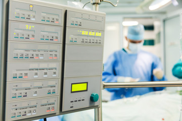 surgery with cardiopulmonary bypass monitor