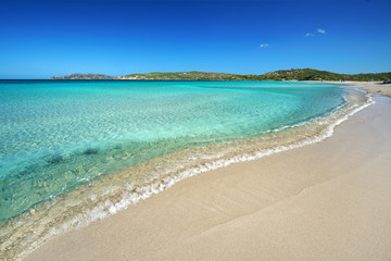 kristallklares Wasser am Strand