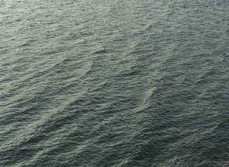 Obraz premium Lake surface with waves