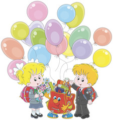 	
Welcome back to school. Smiling schoolchildren and a funny Schoolbag with colorful balloons waving their hands in welcoming
