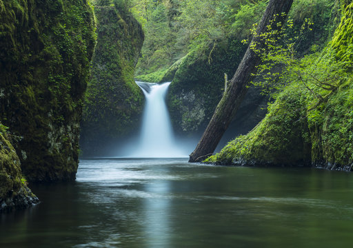 Punchbowl Falls long exposure