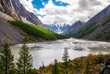 Mountain landscape. The dead mountain lake of Maash in the Altai Republic.