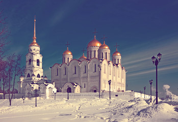 Fototapeta na wymiar Assumption cathedral at Vladimir in winter