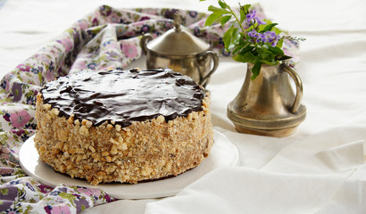 chocolate cake with Dacquoise layer