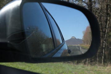 leaving pilot mountain view in mirror