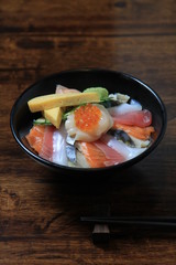Chiriashi sushi