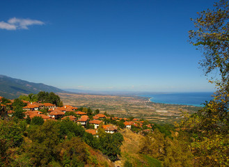 Fototapeta na wymiar Panoramic view of the picturesque tourist village of old Panteleimonas village in Pieria, Greece 
