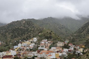 Fototapeta na wymiar Stadtansicht von Vallehermoso, Gomera