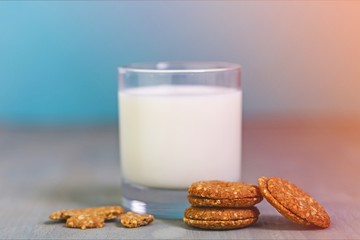 Chocolate chip cookies and a glass of milk