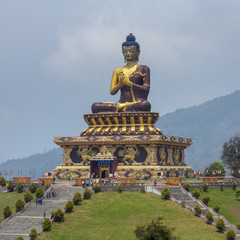Fototapeta premium Gautama Buddha statue in the Buddha Park of Ravangla in South Sikkim, India