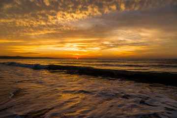 Wuderschöne Sonnenuntergang in Mui NE. Vietnam.